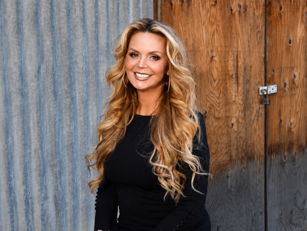 Bobbi Higgins speaking — professional headshot